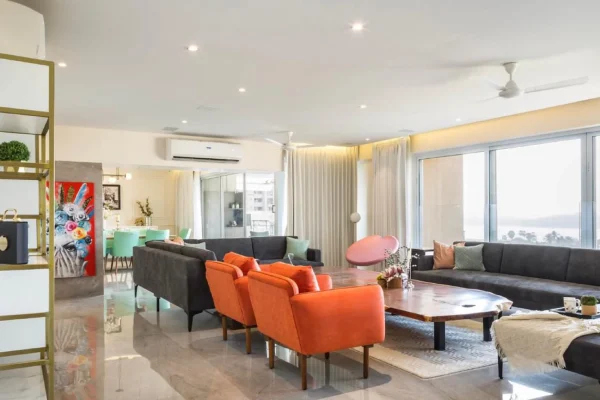 Modern living room designed by Zenvia Studio in Gurgaon